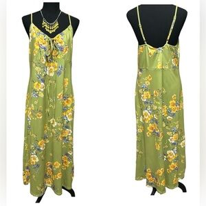Floral Green Maxi Dress with Necklace, NWOT, Size 2XL